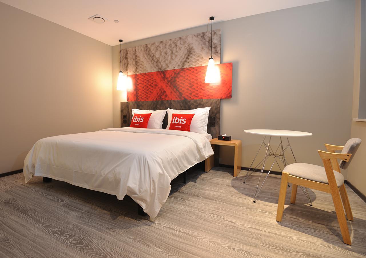 Ibis Nanjing Tianyin Avenue Hotel Exterior photo