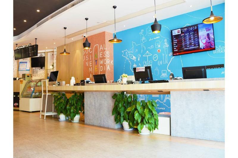 Ibis Nanjing Tianyin Avenue Hotel Exterior photo