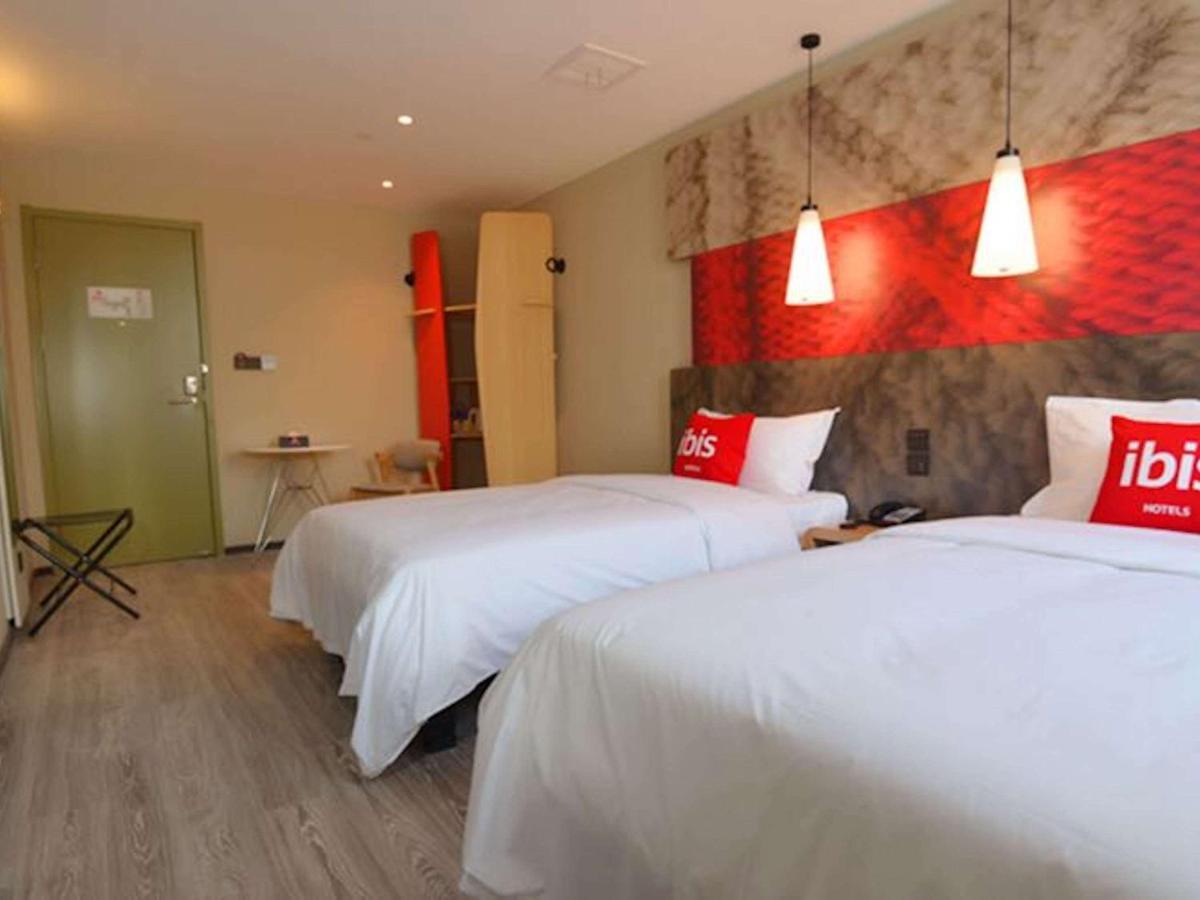 Ibis Nanjing Tianyin Avenue Hotel Exterior photo